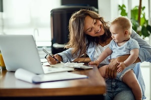 Back to Work After Maternity Leave: How to Maintain Your Nutrition Routine